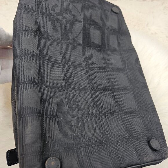 Chanel  Black Travel Line Pouch Bag - Picture 14 of 17